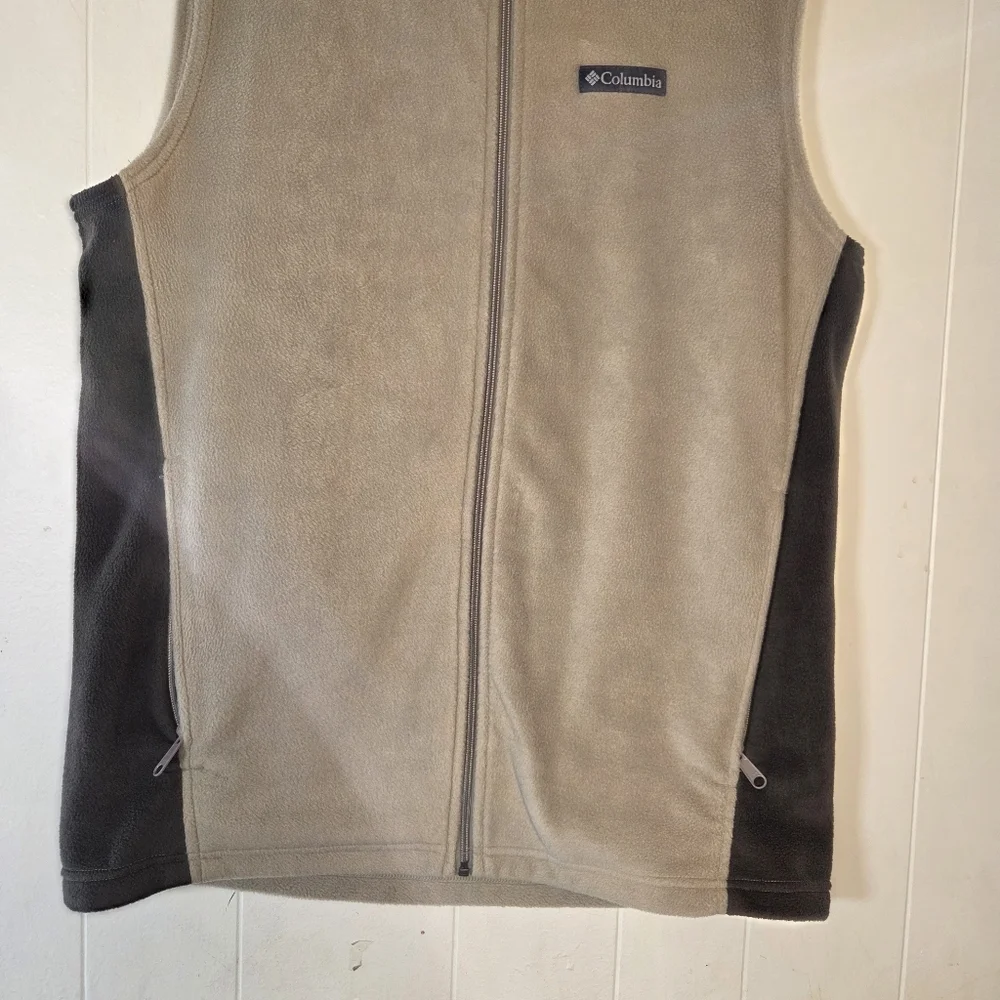 Columbia Steens Mountain Fleece Tan Black Zip Vest Size Large Tall